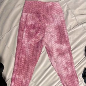 Tye-Dye Tiktok Leggings (medium) Butt-scrunching